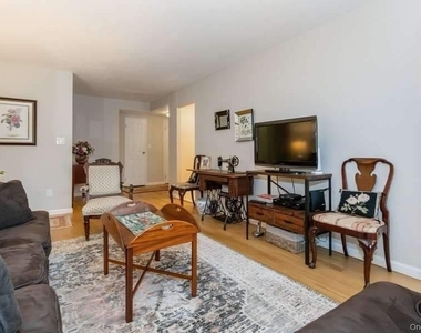 22 N Forest Avenue - Photo Thumbnail 11
