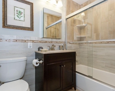22 N Forest Avenue - Photo Thumbnail 13