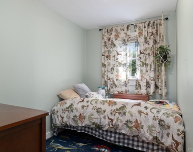 12 Ingersoll Street - Photo Thumbnail 16