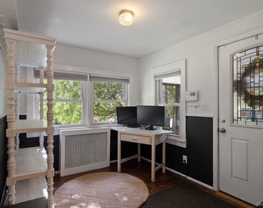 12 Ingersoll Street - Photo Thumbnail 3