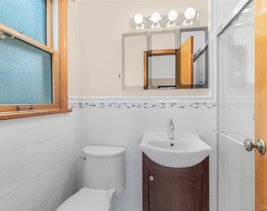 99 Clarendon Avenue - Photo Thumbnail 16
