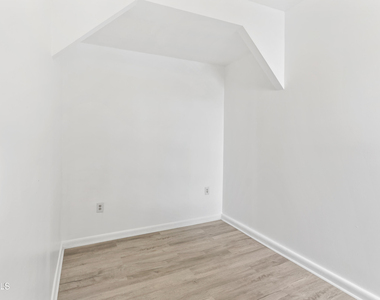 89 2nd Avenue - Photo Thumbnail 21