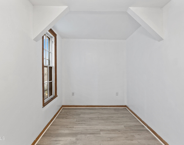 89 2nd Avenue - Photo Thumbnail 12