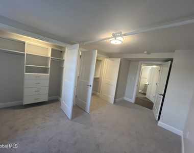 200 Broadway - Photo Thumbnail 5
