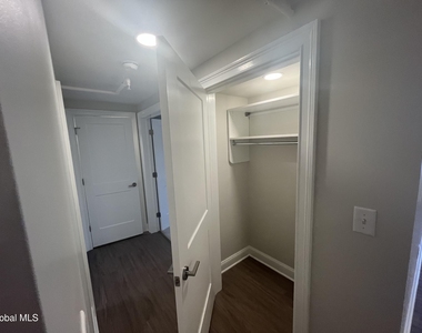200 Broadway - Photo Thumbnail 8