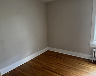 122 Pinewoods Avenue - Photo Thumbnail 8