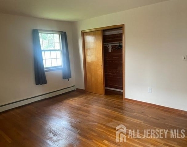 47 South Walnut Avenue - Photo Thumbnail 12