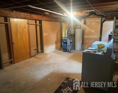47 South Walnut Avenue - Photo Thumbnail 16