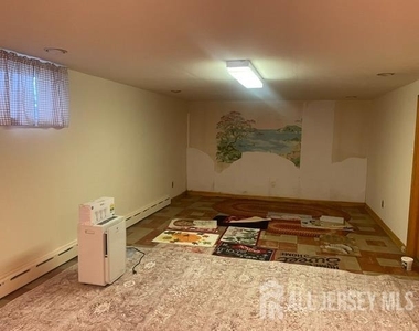 47 South Walnut Avenue - Photo Thumbnail 14