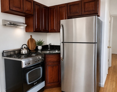 814 Marcy Avenue - Photo Thumbnail 1