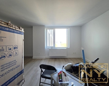 62-11 108th Street - Photo Thumbnail 2