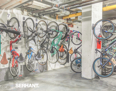 301 E 63rd Street - Photo Thumbnail 14