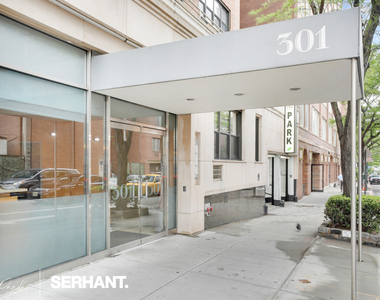 301 E 63rd Street - Photo Thumbnail 8