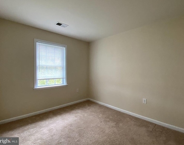 86 Effie Lane - Photo Thumbnail 8