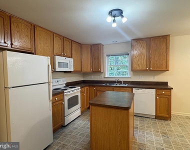 55 Mabel Lane - Photo Thumbnail 5