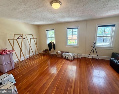211 E Boscawen Street - Photo Thumbnail 9