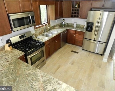 55 Bayview - Photo Thumbnail 5