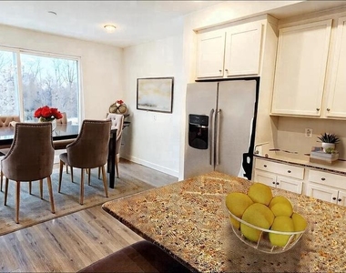 5053 Bigleaf Road - Photo Thumbnail 9