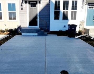 5053 Bigleaf Road - Photo Thumbnail 1