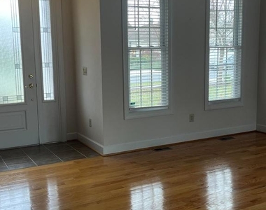 1040 Sun Poppy Court - Photo Thumbnail 5
