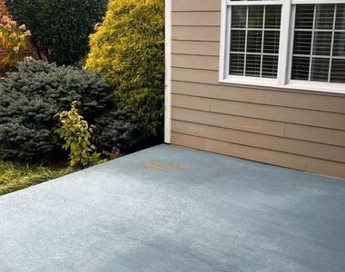 1040 Sun Poppy Court - Photo Thumbnail 23