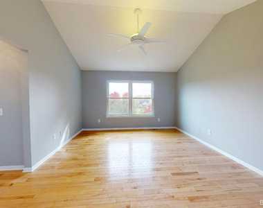 2844 Chaseway Court - Photo Thumbnail 13
