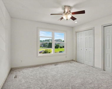 3382 Hampstead Court - Photo Thumbnail 22