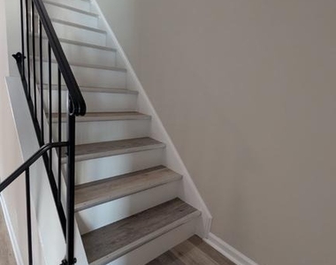 16303 Taconic Circle - Photo Thumbnail 21