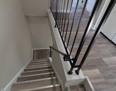 16303 Taconic Circle - Photo Thumbnail 22
