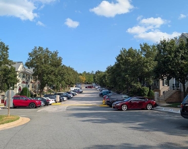 16303 Taconic Circle - Photo Thumbnail 45