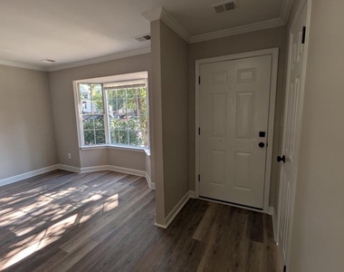 16303 Taconic Circle - Photo Thumbnail 7