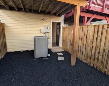 16303 Taconic Circle - Photo Thumbnail 43