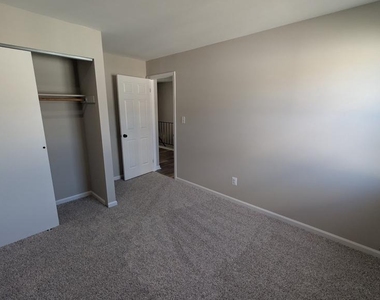 16303 Taconic Circle - Photo Thumbnail 33
