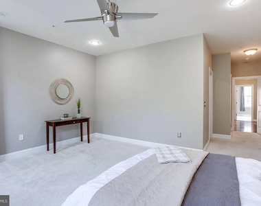 2322 Merseyside Drive - Photo Thumbnail 25