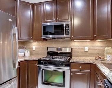 2322 Merseyside Drive - Photo Thumbnail 12