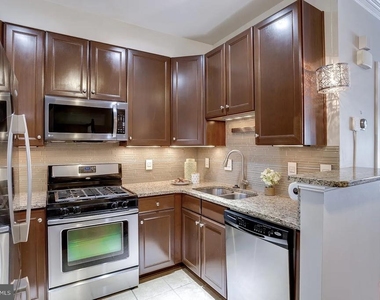 2322 Merseyside Drive - Photo Thumbnail 16