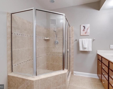 2322 Merseyside Drive - Photo Thumbnail 13