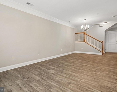 2288 Margraf Circle - Photo Thumbnail 4