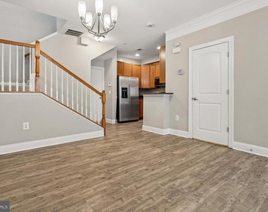 2288 Margraf Circle - Photo Thumbnail 5