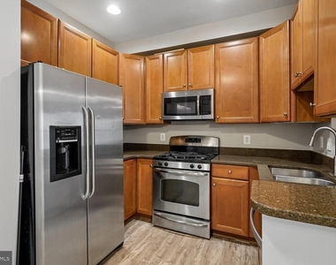 2288 Margraf Circle - Photo Thumbnail 6
