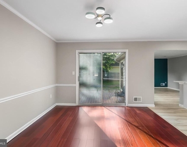 4223 Avon Drive - Photo Thumbnail 7