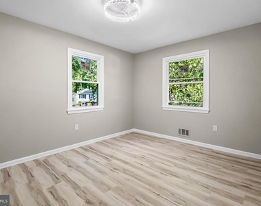 4223 Avon Drive - Photo Thumbnail 12