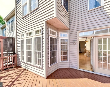 14422 Fowlers Mill Drive - Photo Thumbnail 11