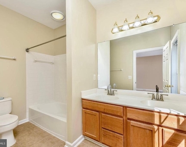 14422 Fowlers Mill Drive - Photo Thumbnail 19