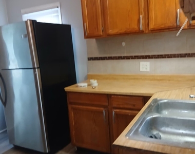 1735 Meadow Lane - Photo Thumbnail 6