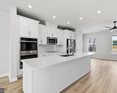 14153 Slate Street - Photo Thumbnail 11