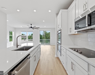 14153 Slate Street - Photo Thumbnail 14