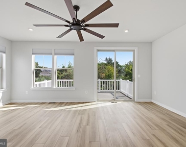 14153 Slate Street - Photo Thumbnail 4