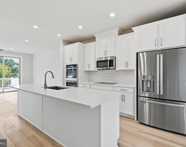 14153 Slate Street - Photo Thumbnail 15