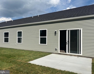 372 Baker Drive - Photo Thumbnail 8